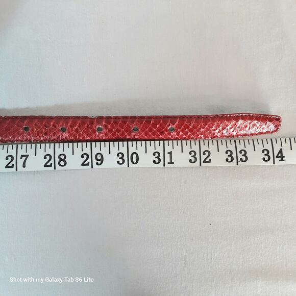 Distressed Genuine Reptile Skinny Belt Womens Medium Burnished Red - Picture 10 of 11